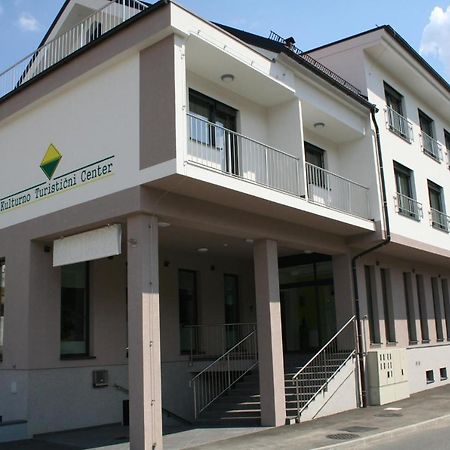 Hotel Oskar Hrib-Loski Potok ภายนอก รูปภาพ